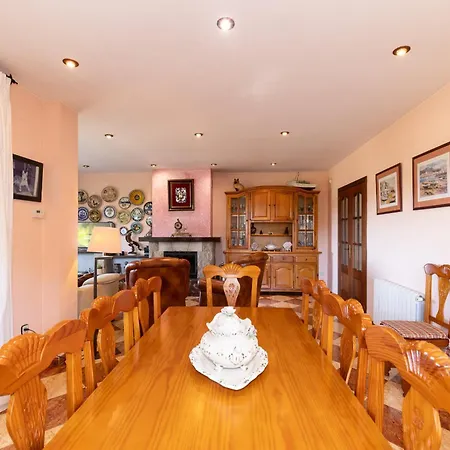 Goleta Villa *